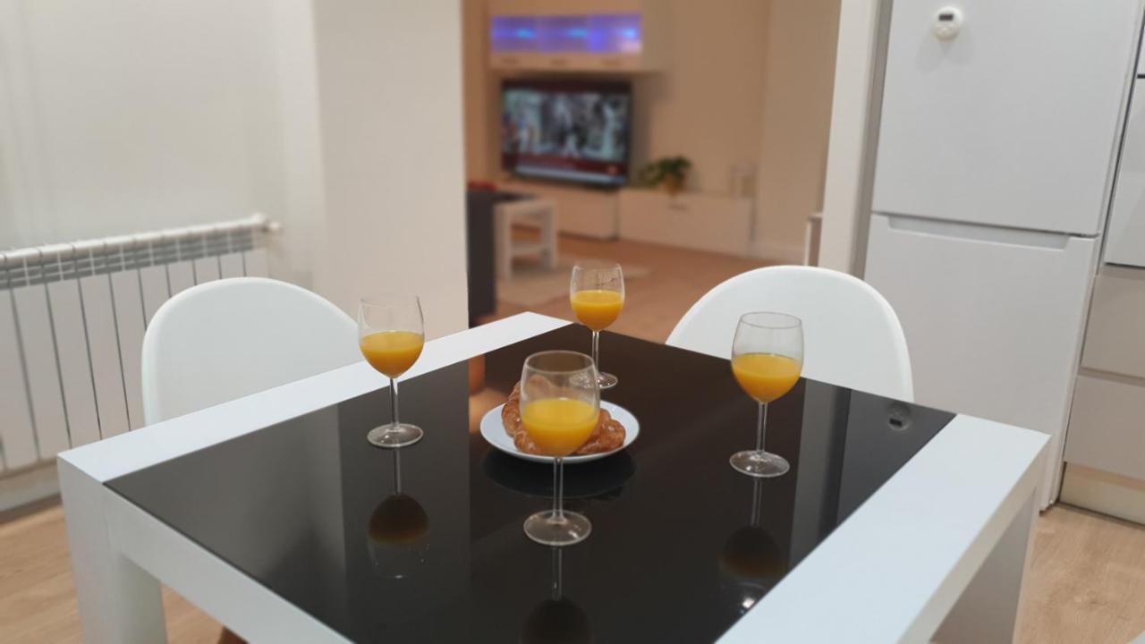 Auditorio Vicele - 2 Hab Y Sofa-Cama - Wifi - Vut-3692-As Овиедо Екстериор снимка