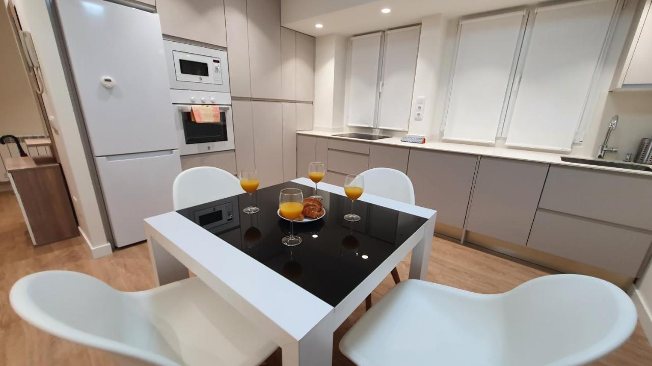 Auditorio Vicele - 2 Hab Y Sofa-Cama - Wifi - Vut-3692-As Овиедо Екстериор снимка