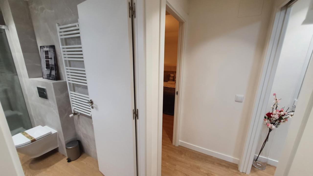 Auditorio Vicele - 2 Hab Y Sofa-Cama - Wifi - Vut-3692-As Овиедо Екстериор снимка